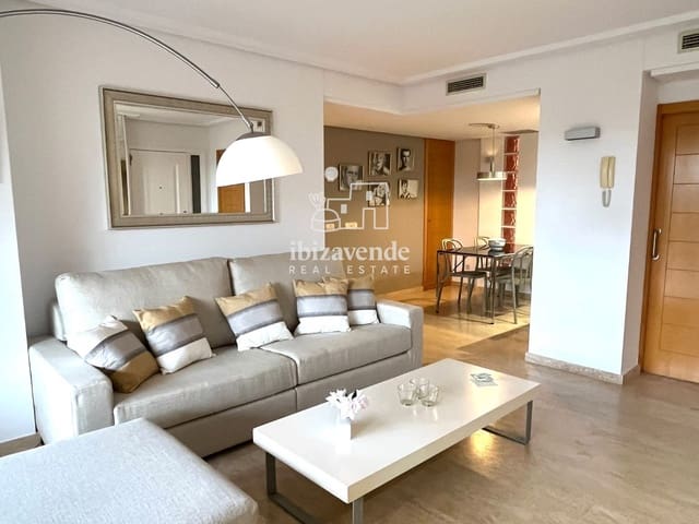 2 soveværelse Lejlighed til leje i Roca Llisa, Santa Eulalia / Santa Eularia med swimmingpool garage - € 1.500 (Ref: 10175612)
