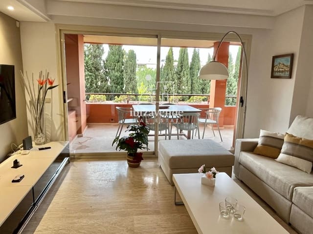 2 soveværelse Lejlighed til leje i Roca Llisa, Santa Eulalia / Santa Eularia med swimmingpool garage - € 1.500 (Ref: 10175612)