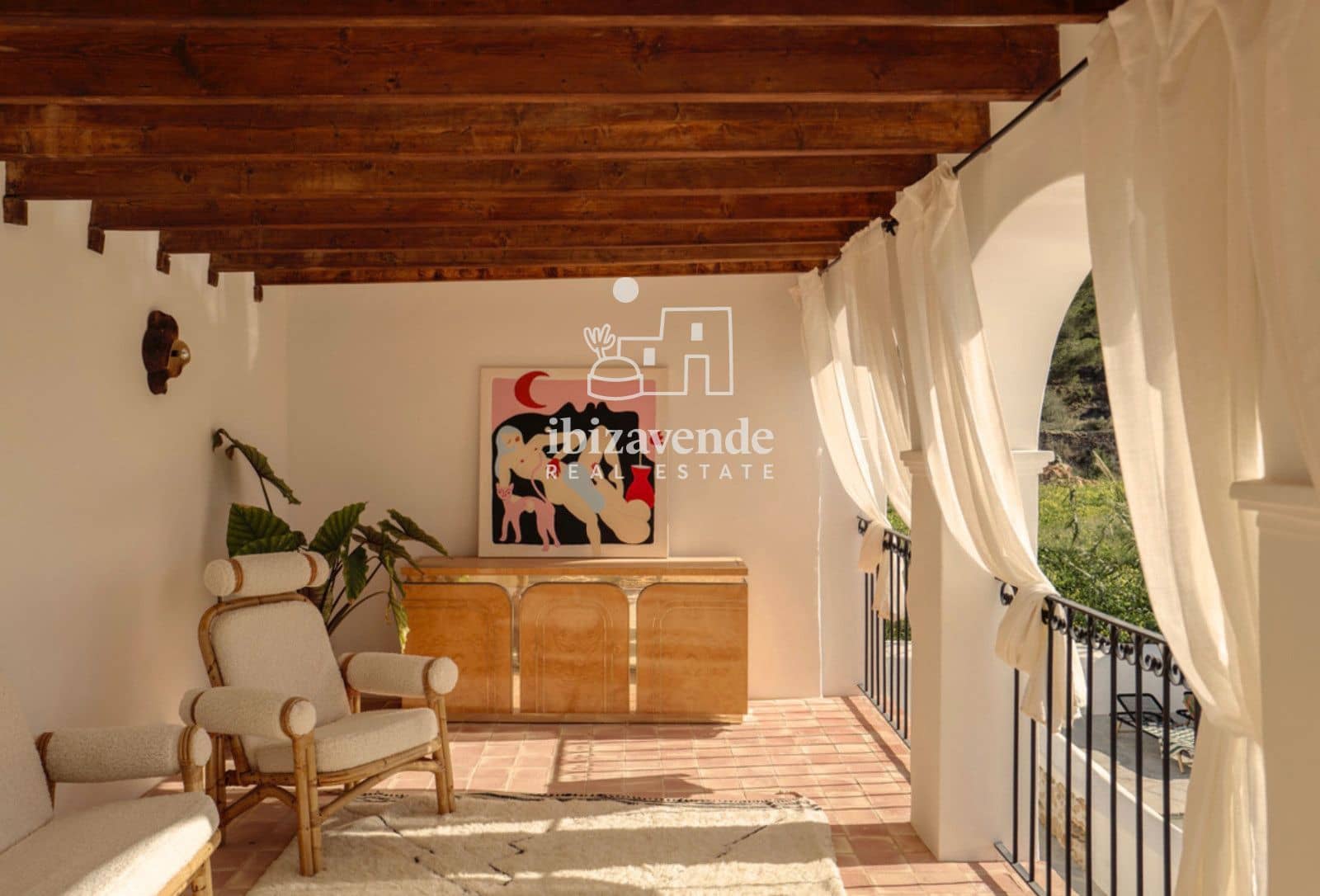 Chalet de 6 habitaciones en Sant Antoni de Portmany en alquiler con piscina - 16.500 € (Ref: 10179373)