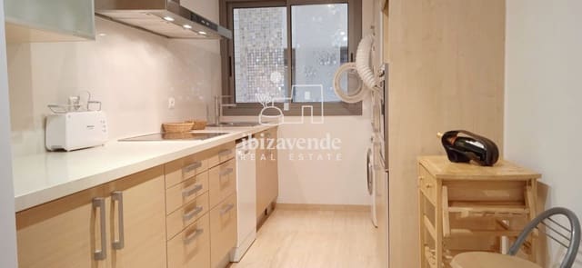 2 soverom Leilighet til leie i Ibiza by med svømmebasseng - € 1 750 (Ref: 10180902)