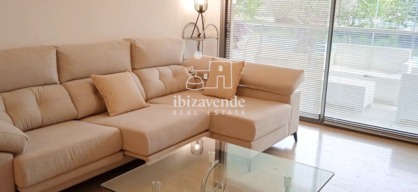 2 soverom Leilighet til leie i Ibiza by med svømmebasseng - € 1 750 (Ref: 10180902)