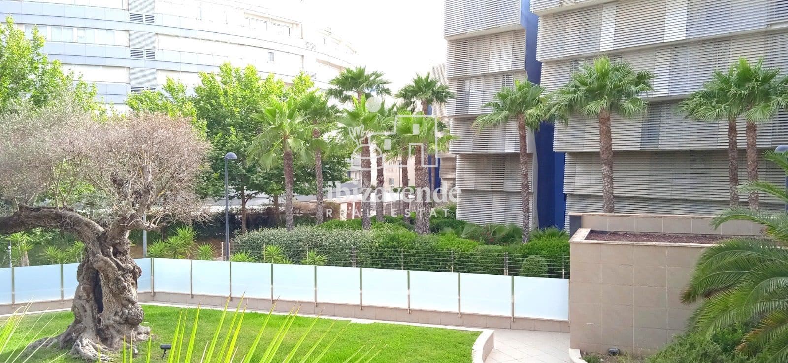 2 soverom Leilighet til leie i Ibiza by med svømmebasseng - € 1 750 (Ref: 10180902)