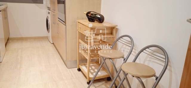 2 soverom Leilighet til leie i Ibiza by med svømmebasseng - € 1 750 (Ref: 10180902)