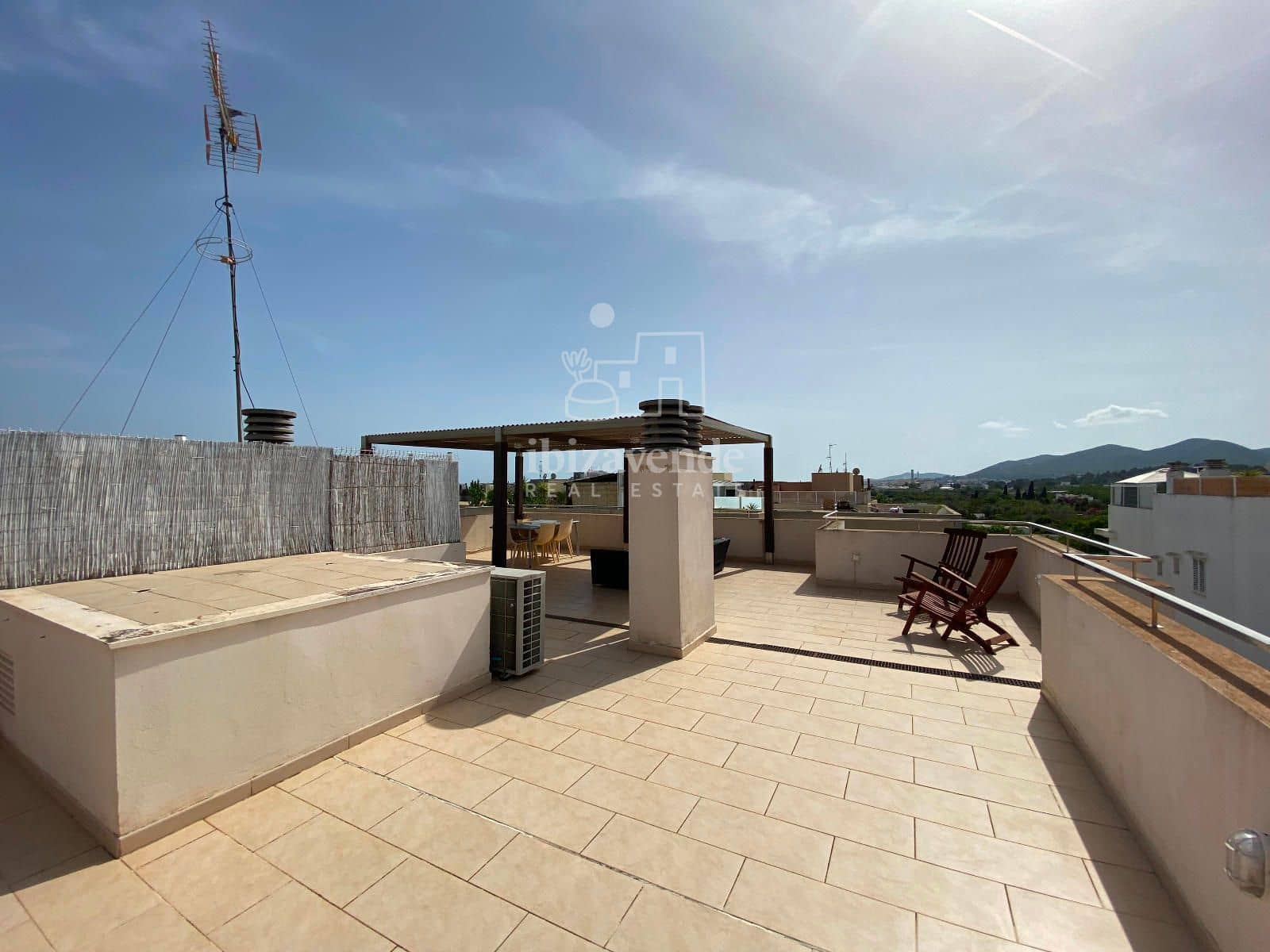 3 quarto Penthouse para venda em Nuestra Senora de Jesus com garagem - 750 000 € (Ref: 8479565)