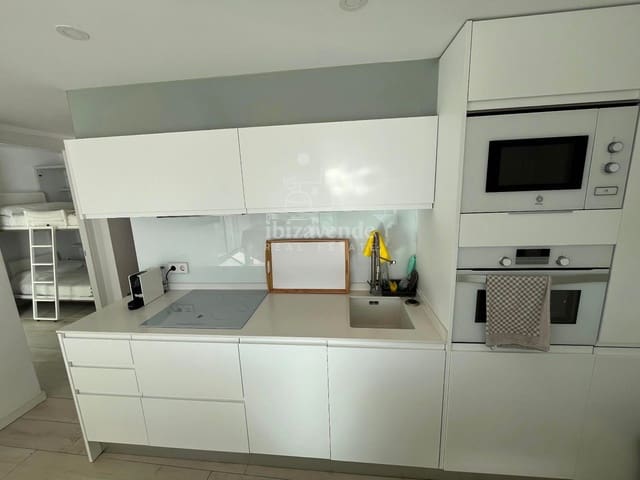 Penthouse de 3 chambres à louer à Cala Vadella, San Jose / Sant Josep de Sa Talaia avec piscine garage - 1 800 € (Ref: 8519653)