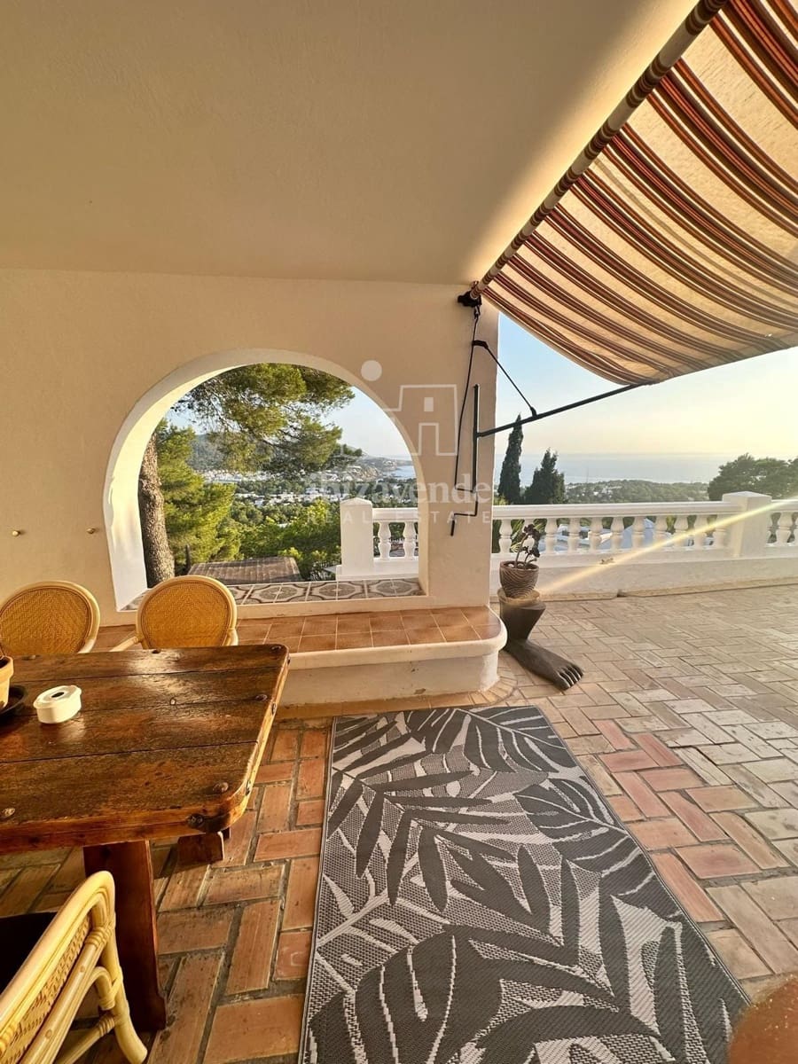 5 soveværelse Villa til leje i Cala d'en Bou med swimmingpool garage - € 6.000 (Ref: 8539591)