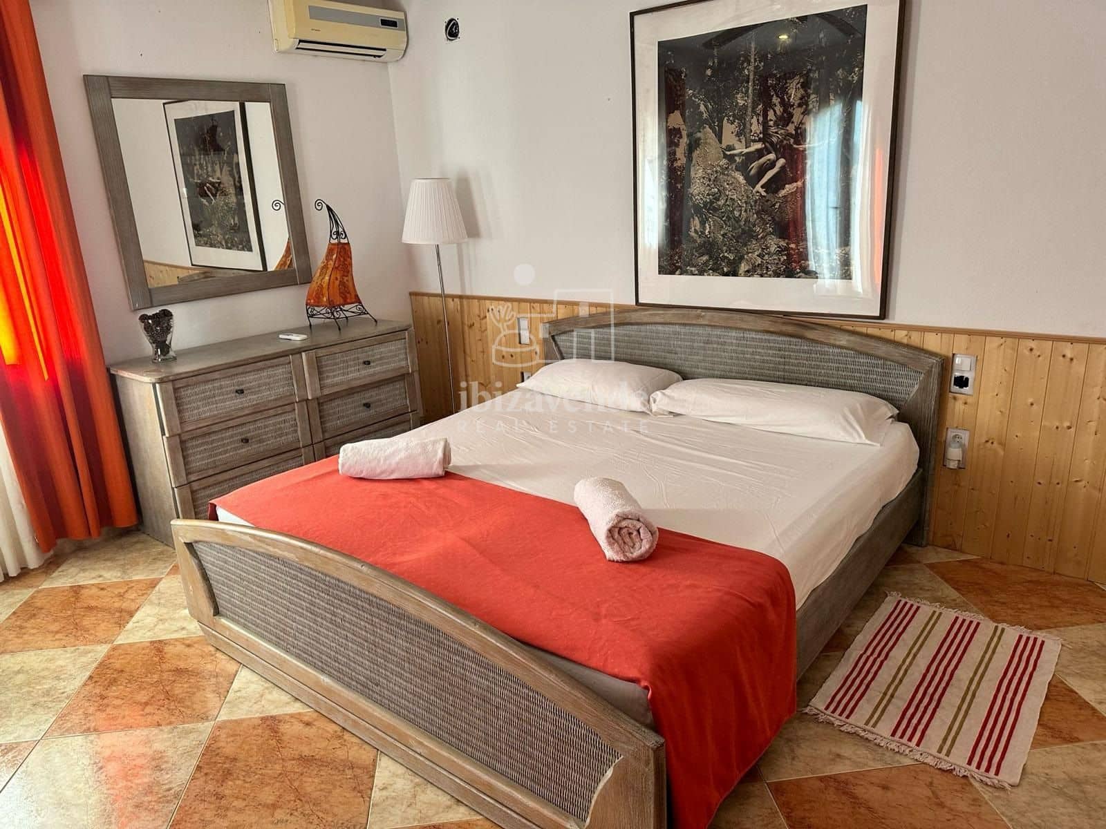 5 soveværelse Villa til leje i Cala d'en Bou med swimmingpool garage - € 6.000 (Ref: 8539591)