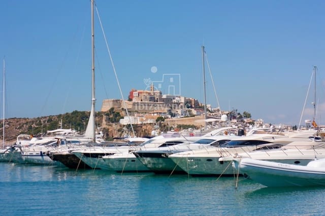 2 soverom Penthouse til salgs i Ibiza by med svømmebasseng garasje - € 1 900 000 (Ref: 8582676)