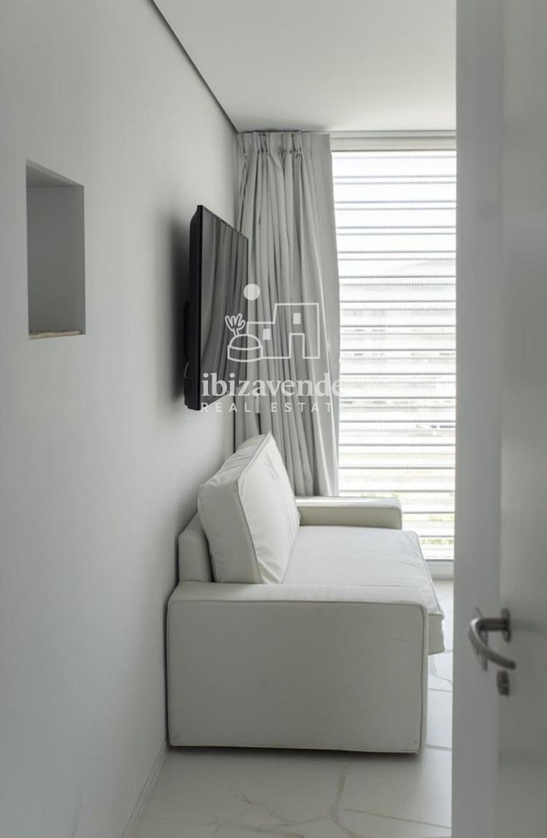 2 slaapkamer Penthouse te koop in Ibiza dorp met zwembad garage - € 1.900.000 (Ref: 8582676)