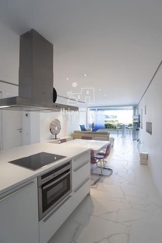2 soverom Penthouse til salgs i Ibiza by med svømmebasseng garasje - € 1 900 000 (Ref: 8582676)