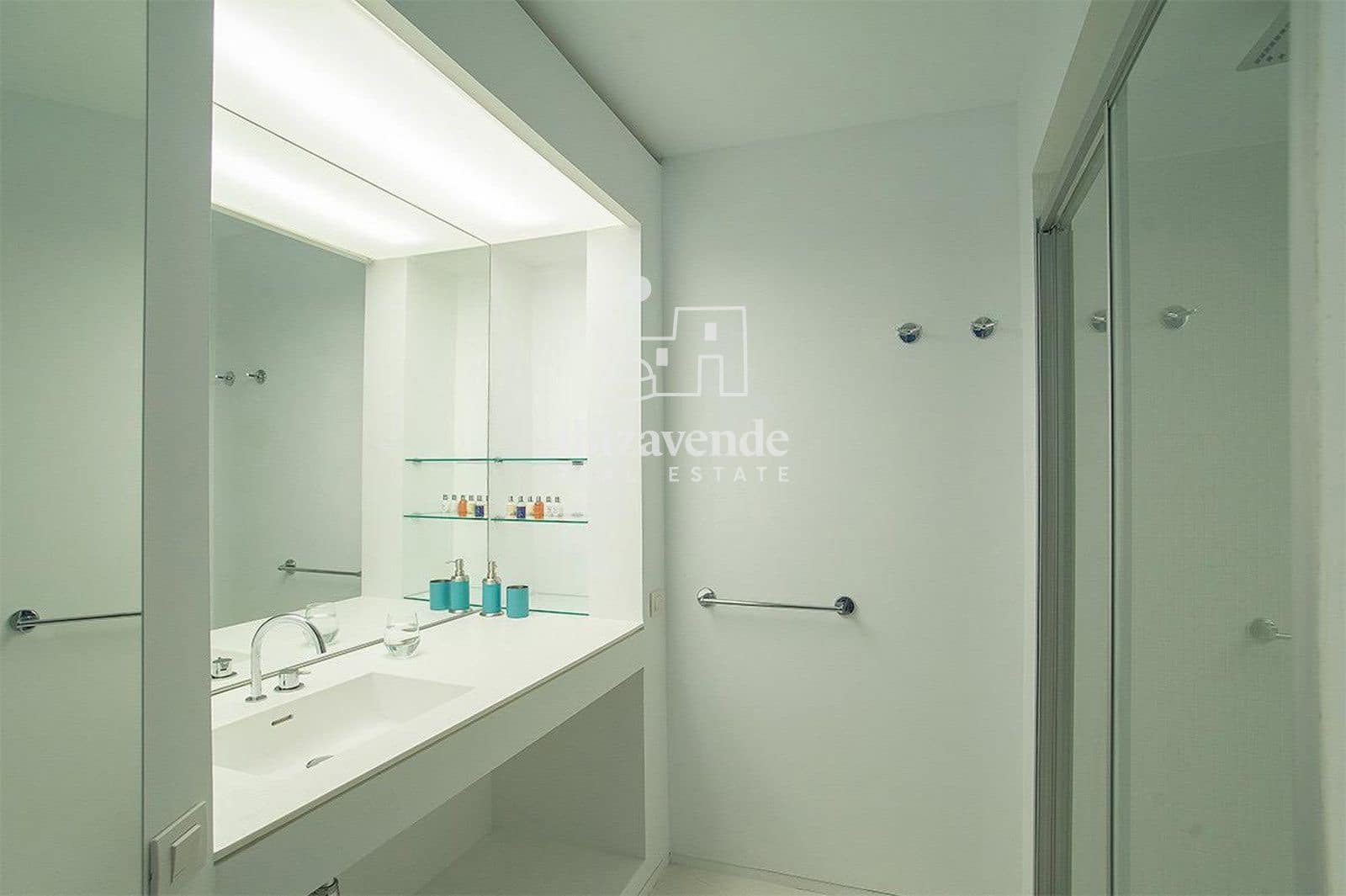 2 slaapkamer Penthouse te koop in Ibiza dorp met zwembad garage - € 1.900.000 (Ref: 8582676)