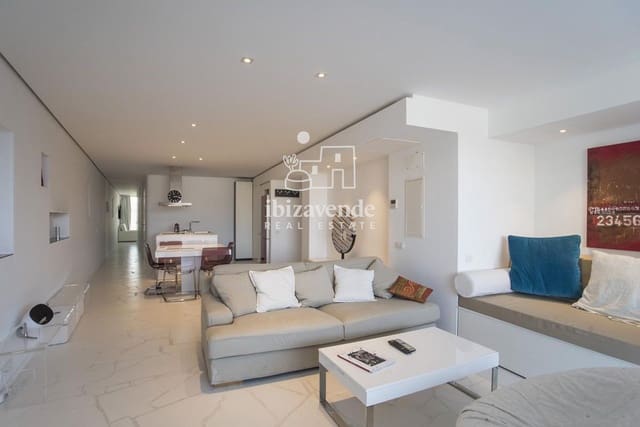 2 soverom Penthouse til salgs i Ibiza by med svømmebasseng garasje - € 1 900 000 (Ref: 8582676)