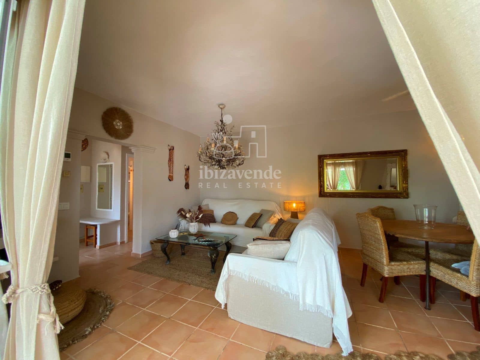 3 soveværelse Villa til leje i Cala Tarida med swimmingpool garage - € 7.273 (Ref: 8591198)