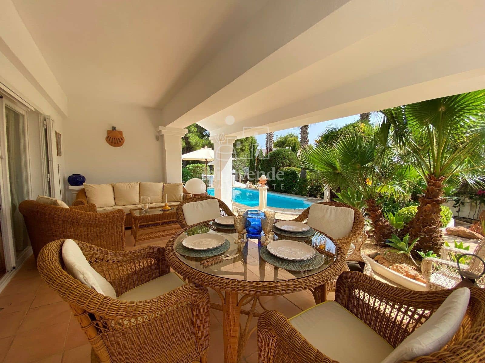 3 soveværelse Villa til leje i Cala Tarida med swimmingpool garage - € 7.273 (Ref: 8591198)