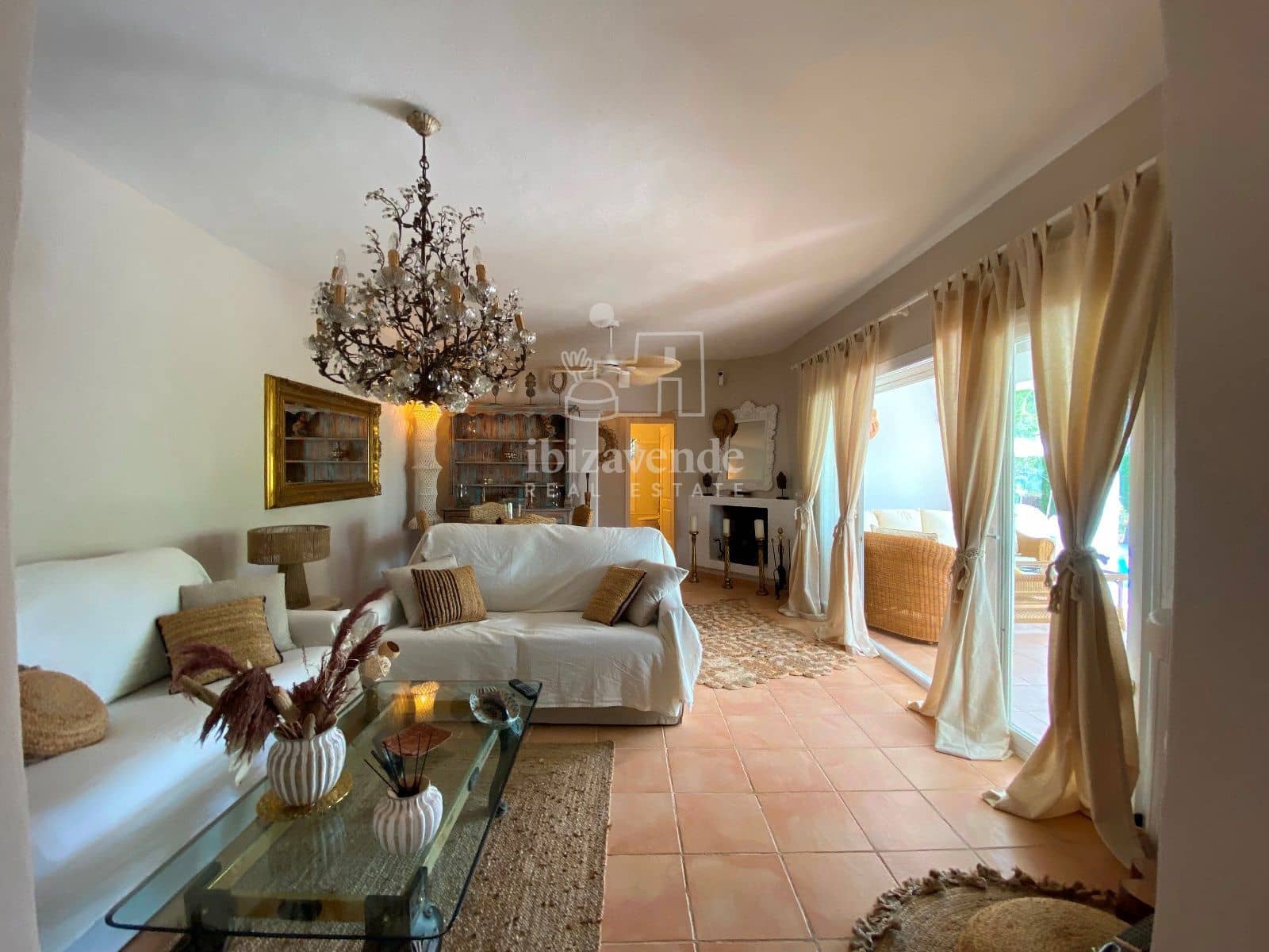 3 soveværelse Villa til leje i Cala Tarida med swimmingpool garage - € 7.273 (Ref: 8591198)