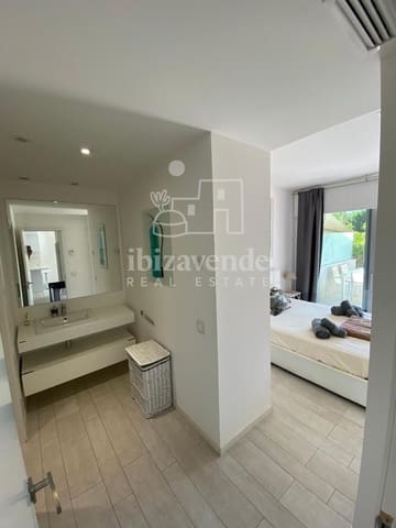 2 Zimmer Wohnung zu verkaufen in Ibiza / Eivissa Stadt mit Pool Garage - 890.000 € (Ref: 8617298)