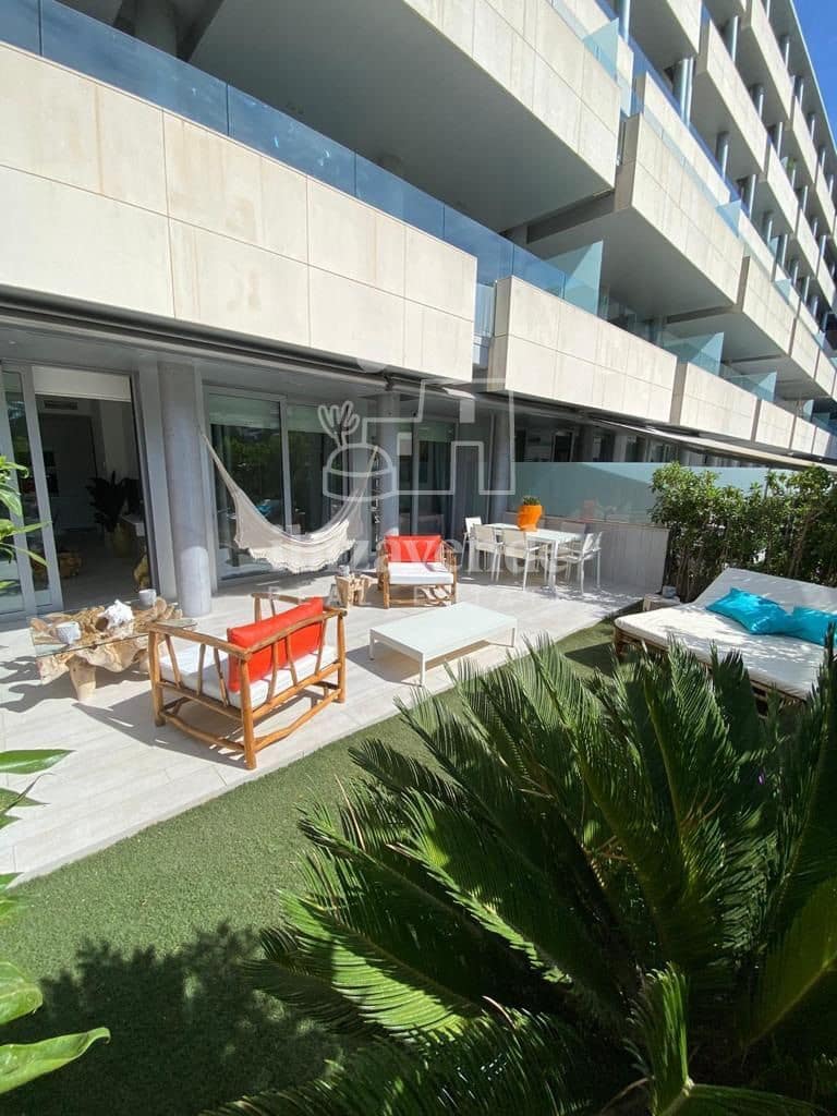 2 bedroom Flat for sale in Ibiza / Eivissa town with pool garage - € 890,000 (Ref: 8617298)
