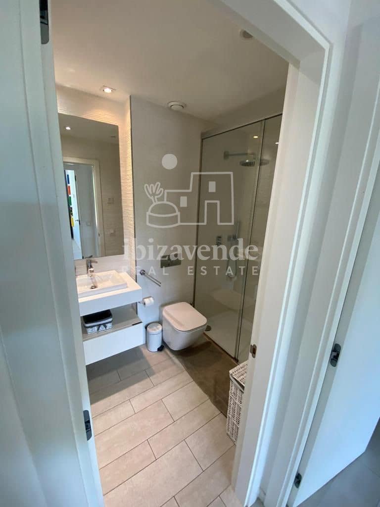 2 bedroom Flat for sale in Ibiza / Eivissa town with pool garage - € 890,000 (Ref: 8617298)