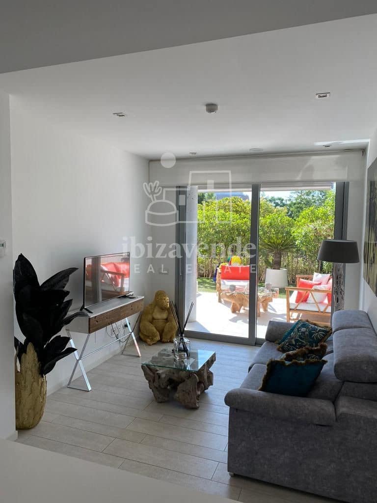 2 bedroom Flat for sale in Ibiza / Eivissa town with pool garage - € 890,000 (Ref: 8617298)