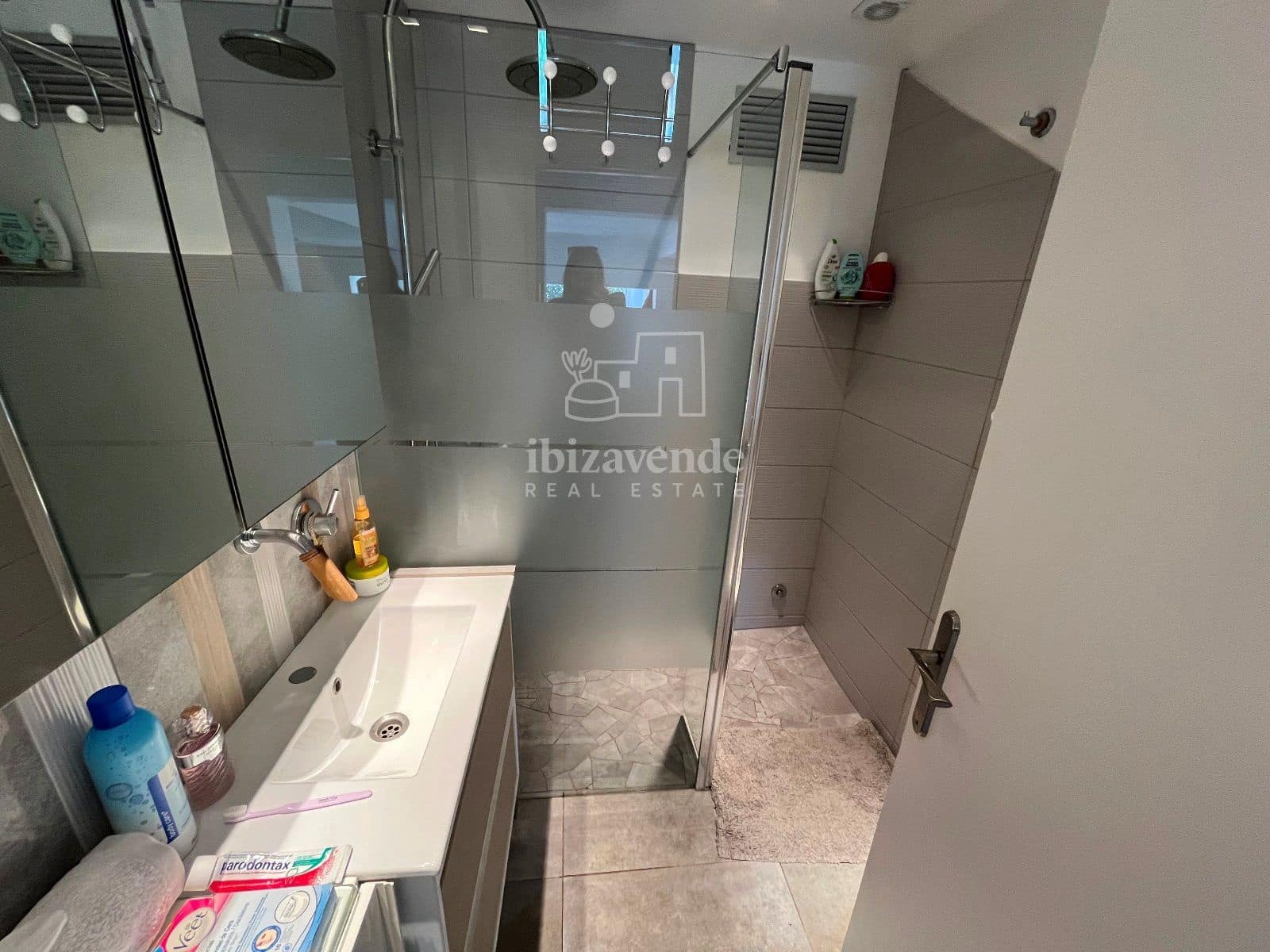 3 soveværelse Villa til leje i San Jose / Sant Josep de Sa Talaia med garage - € 1.600 (Ref: 8628166)