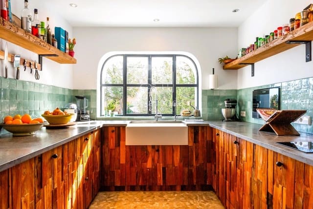 7 Zimmer Villa zu verkaufen in Santa Eulalia / Santa Eularia mit Pool Garage - 6.900.000 € (Ref: 8639530)