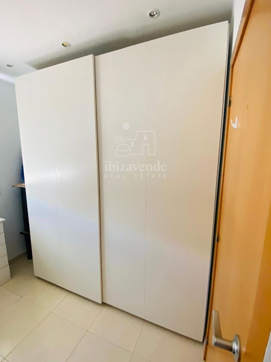 2 quarto Apartamento para venda em Cala d'en Bou com piscina - 589 000 € (Ref: 8672965)