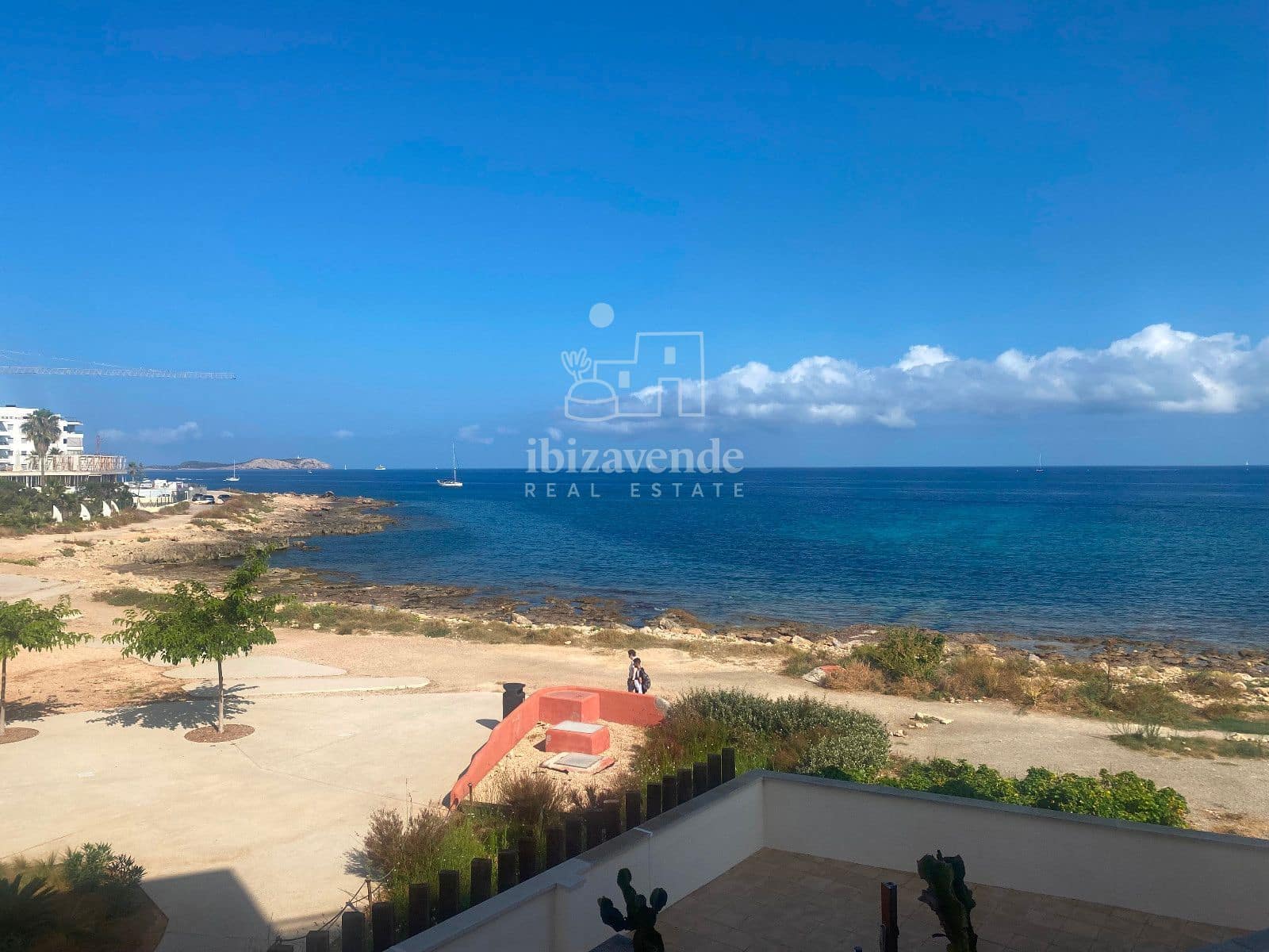 2 quarto Apartamento para venda em Cala d'en Bou com piscina - 589 000 € (Ref: 8672965)
