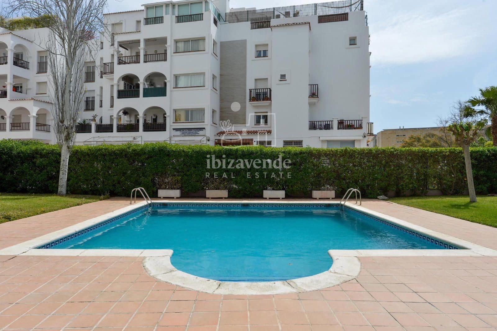2 makuuhuone Asunto vuokrattavana paikassa Ibiza kaupunki mukana uima-altaan - 5 000 € (Ref: 8682436)