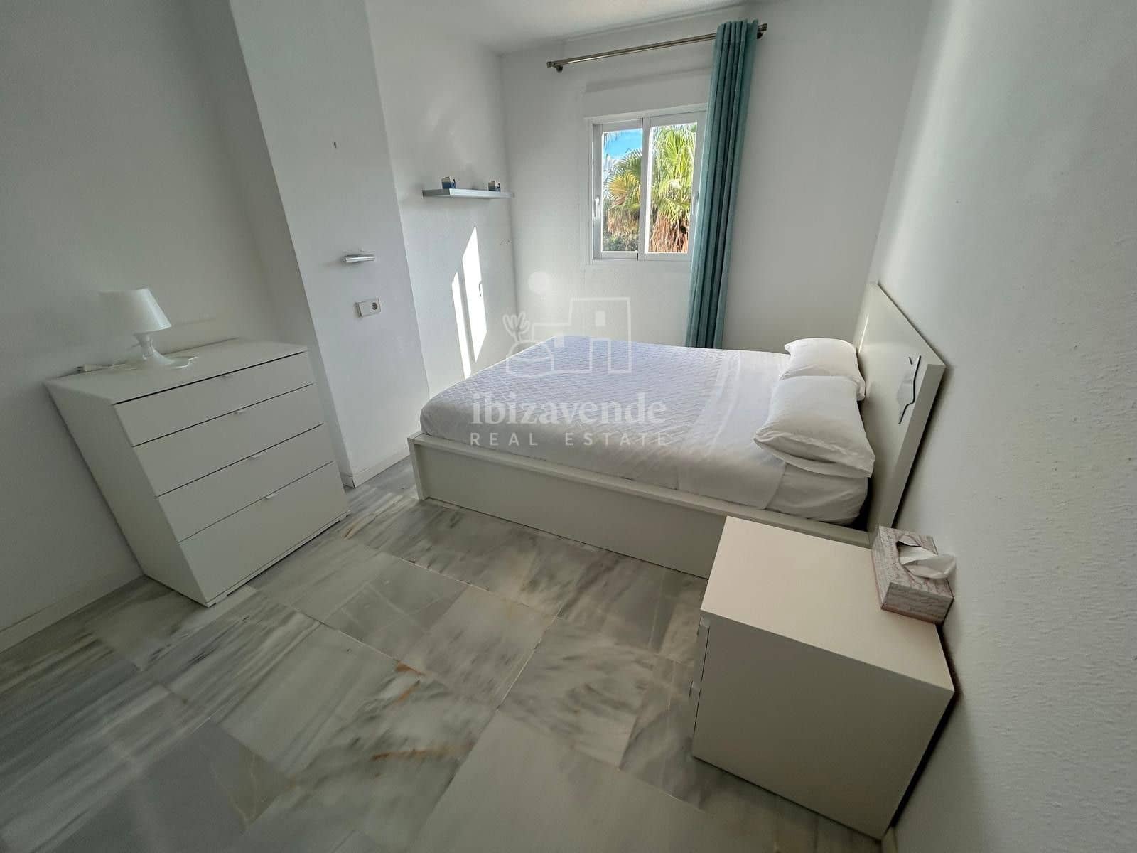 2 makuuhuone Asunto vuokrattavana paikassa Ibiza kaupunki mukana uima-altaan - 5 000 € (Ref: 8682436)