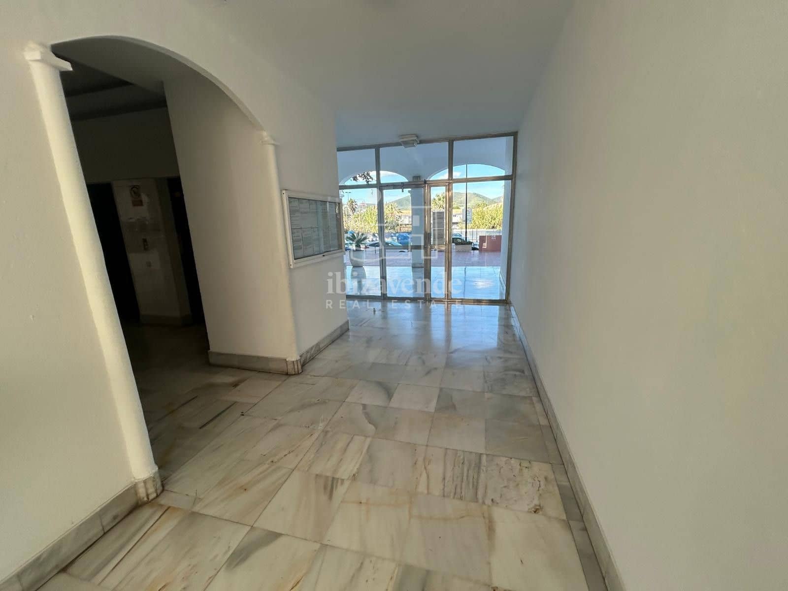 2 makuuhuone Asunto vuokrattavana paikassa Ibiza kaupunki mukana uima-altaan - 5 000 € (Ref: 8682436)