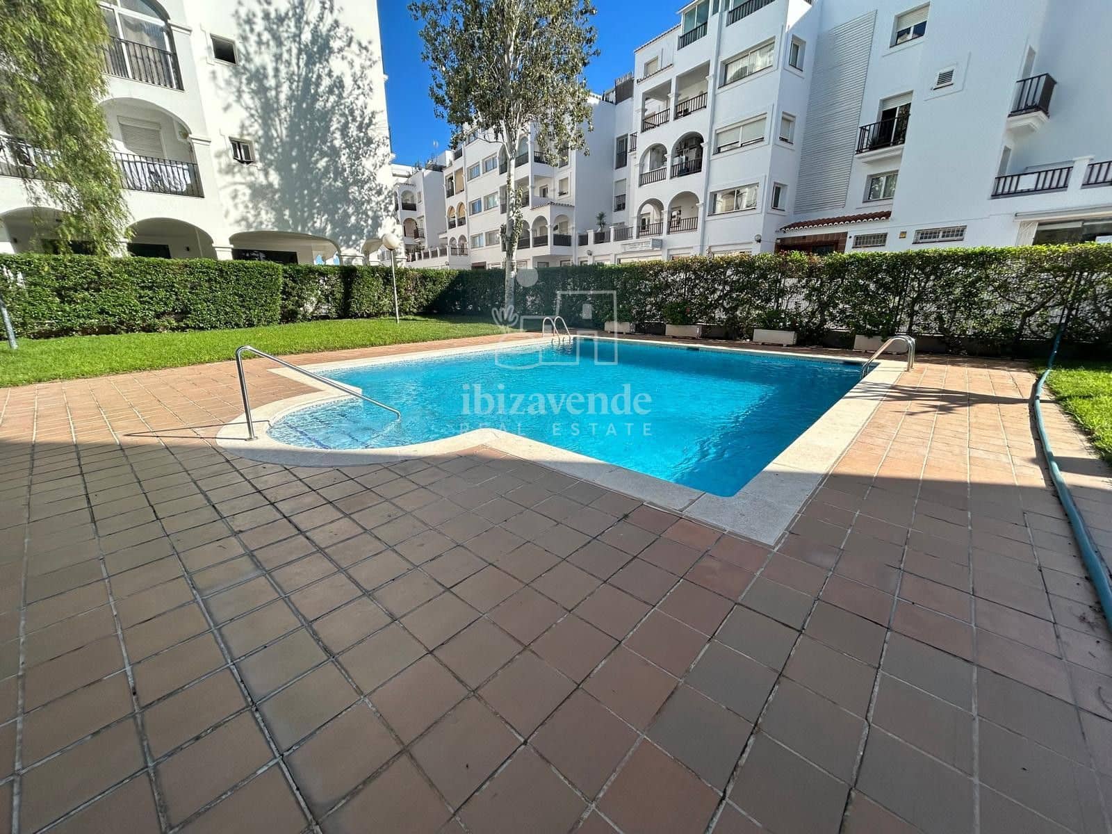2 makuuhuone Asunto vuokrattavana paikassa Ibiza kaupunki mukana uima-altaan - 5 000 € (Ref: 8682436)