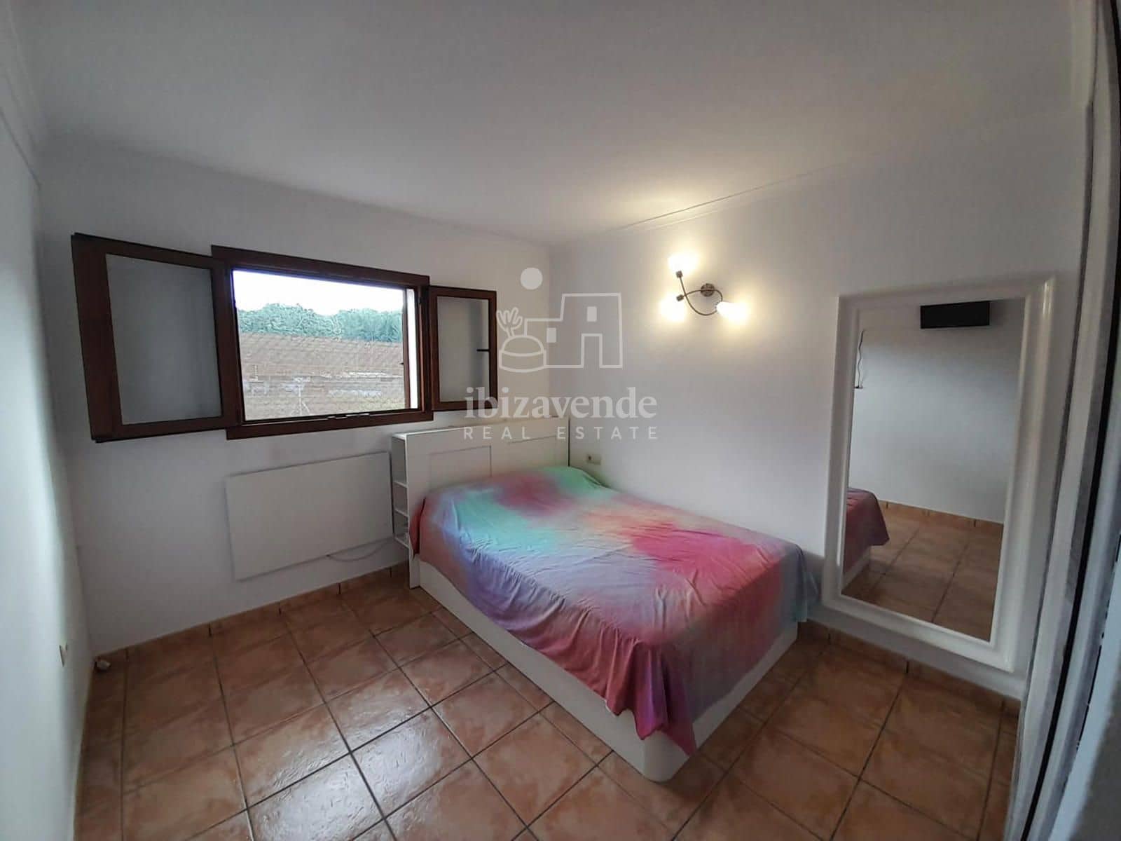 3 soverom Villa til salgs i Cala Llonga med svømmebasseng garasje - € 1 400 000 (Ref: 8692991)