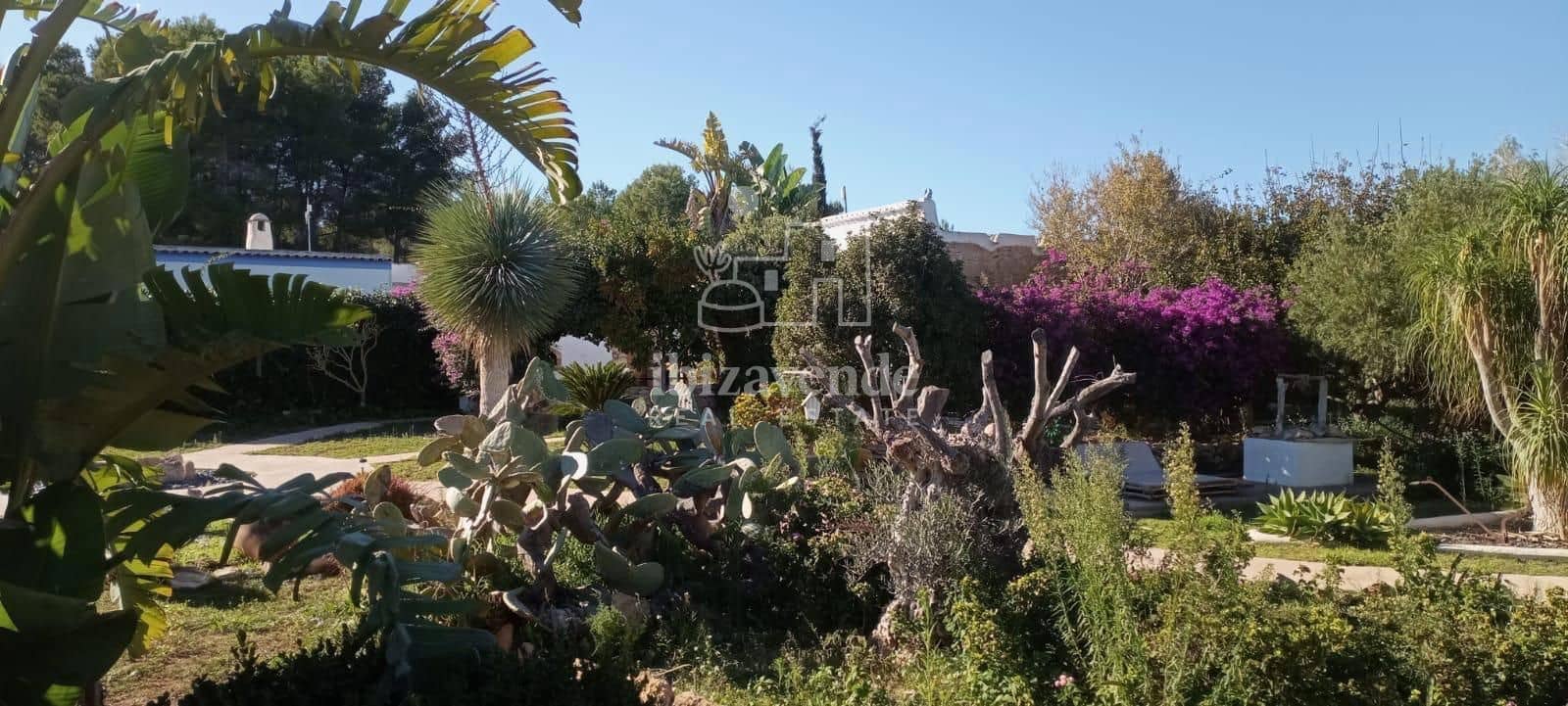 10 soveværelse Villa til salg i Sant Joan de Labritja med swimmingpool garage - € 6.500.000 (Ref: 8692993)