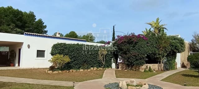 10 soverom Villa til salgs i Sant Joan de Labritja med svømmebasseng garasje - € 6 500 000 (Ref: 8692993)