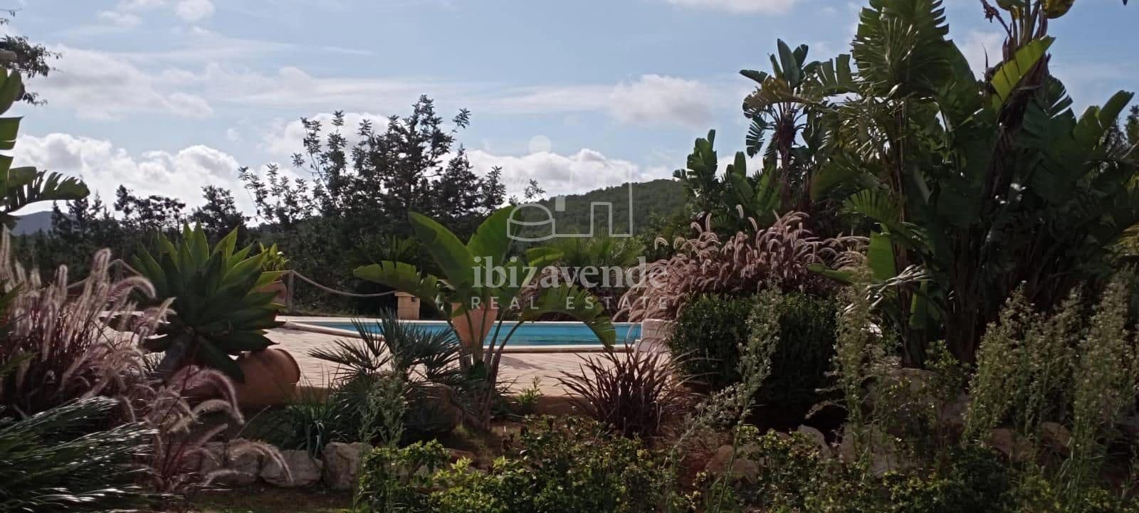 10 soveværelse Villa til salg i Sant Joan de Labritja med swimmingpool garage - € 6.500.000 (Ref: 8692993)