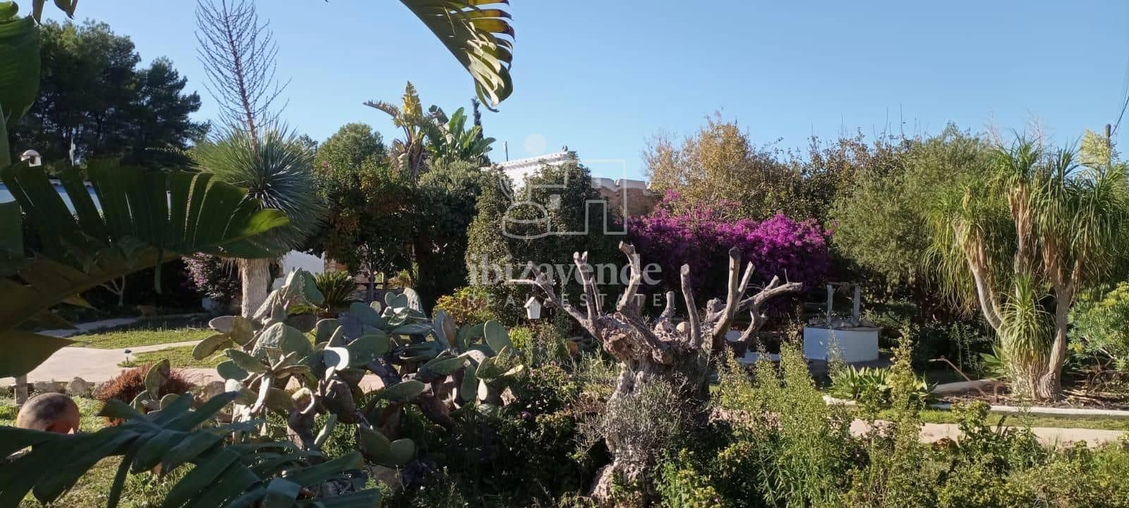 10 soveværelse Villa til salg i Sant Joan de Labritja med swimmingpool garage - € 6.500.000 (Ref: 8692993)