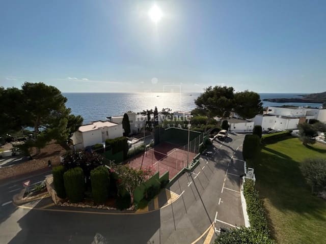 2 makuuhuone Asunto vuokrattavana paikassa Roca Llisa, Santa Eulalia / Santa Eularia mukana uima-altaan 
autotalli - 1 500 € (Ref: 8702834)