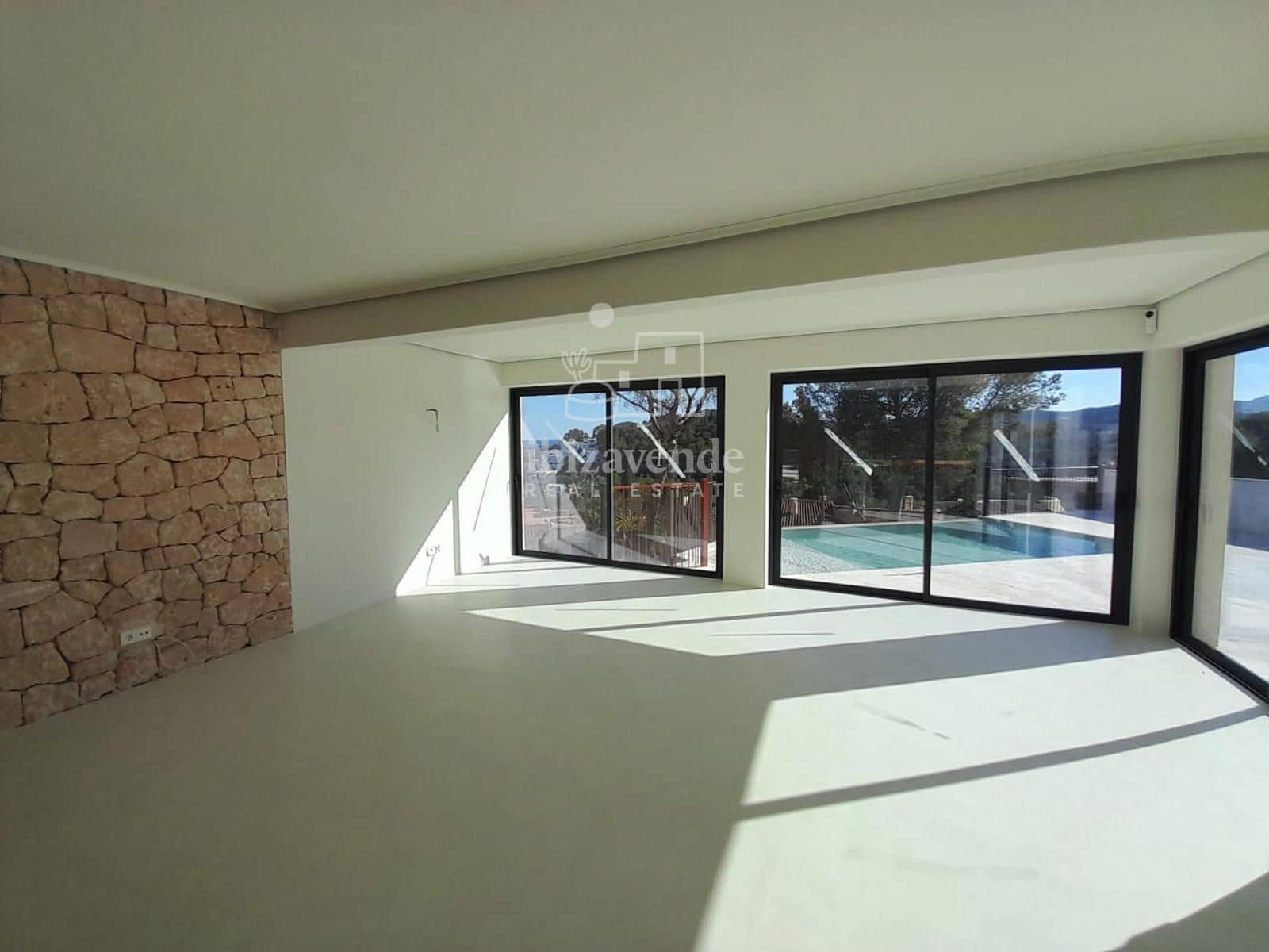 3 quarto Moradia para venda em Cala Llonga com piscina garagem - 2 950 000 € (Ref: 8709828)