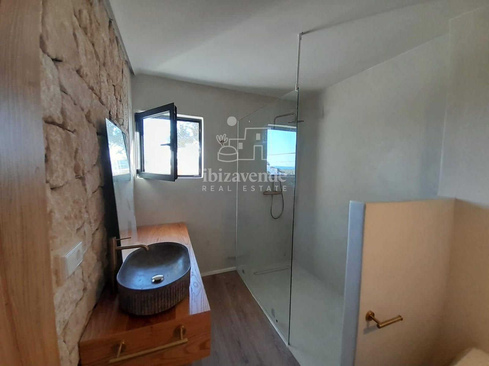 3 quarto Moradia para venda em Cala Llonga com piscina garagem - 2 950 000 € (Ref: 8709828)