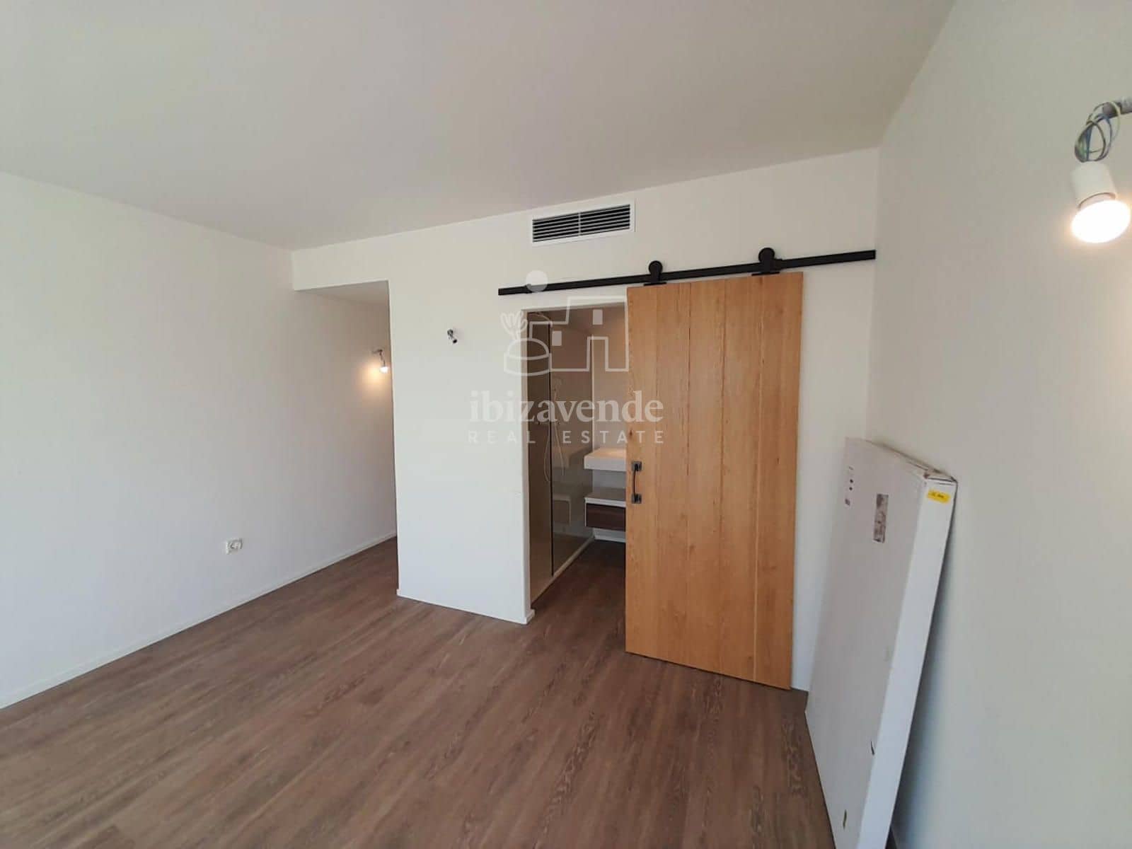 3 quarto Moradia para venda em Cala Llonga com piscina garagem - 2 950 000 € (Ref: 8709828)