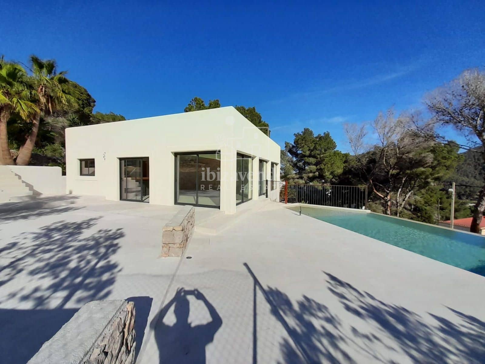 3 quarto Moradia para venda em Cala Llonga com piscina garagem - 2 950 000 € (Ref: 8709828)