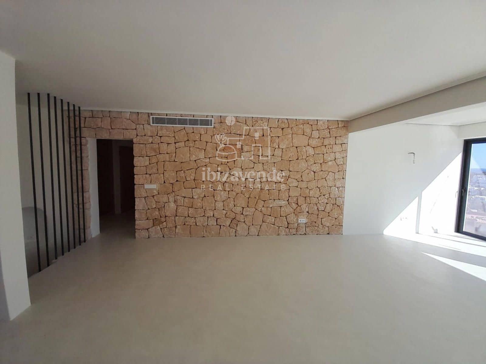 3 quarto Moradia para venda em Cala Llonga com piscina garagem - 2 950 000 € (Ref: 8709828)