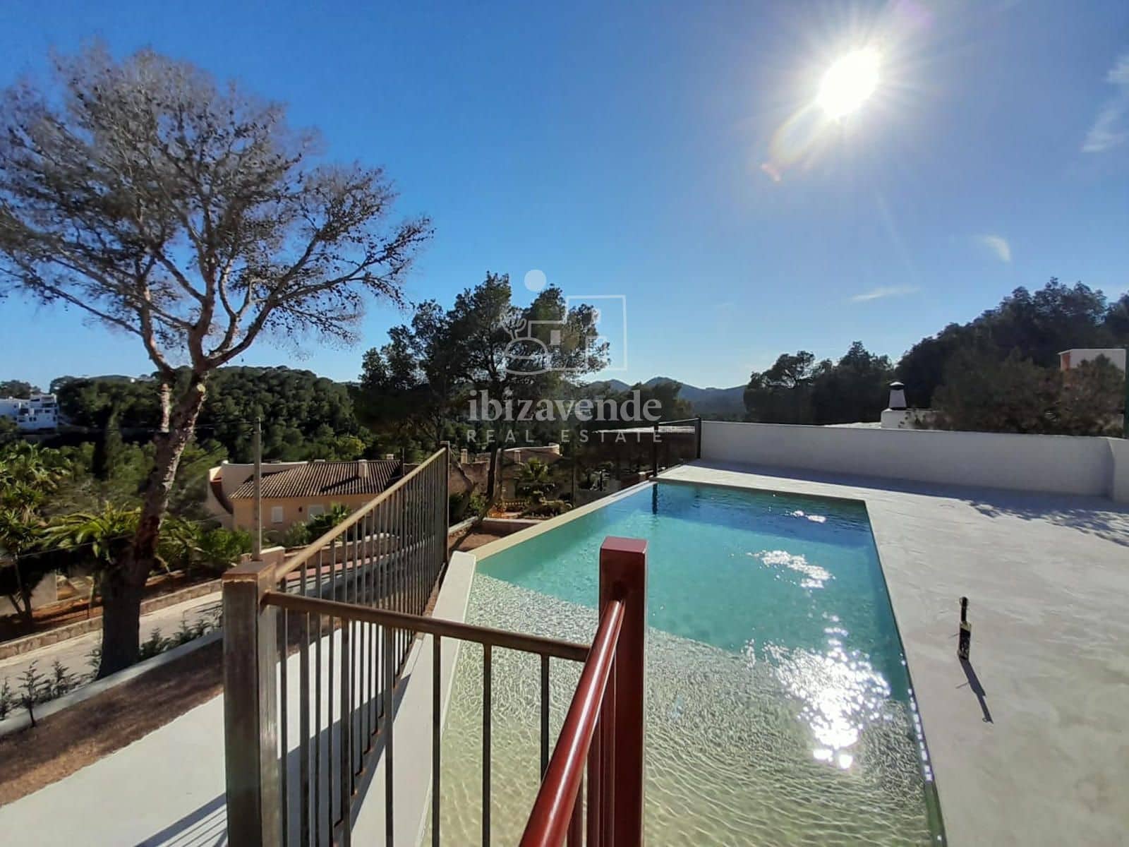 3 quarto Moradia para venda em Cala Llonga com piscina garagem - 2 950 000 € (Ref: 8709828)