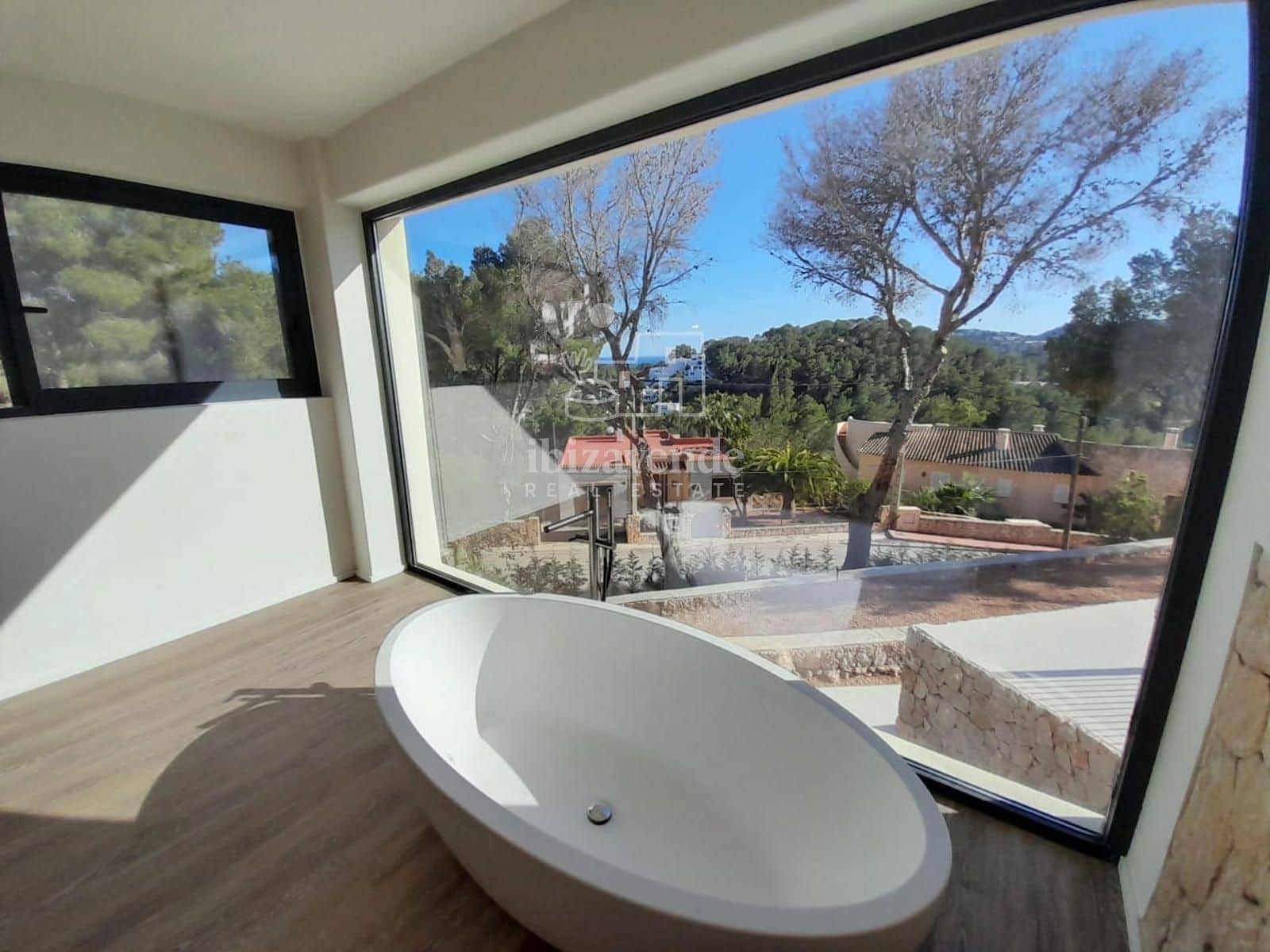 3 quarto Moradia para venda em Cala Llonga com piscina garagem - 2 950 000 € (Ref: 8709828)