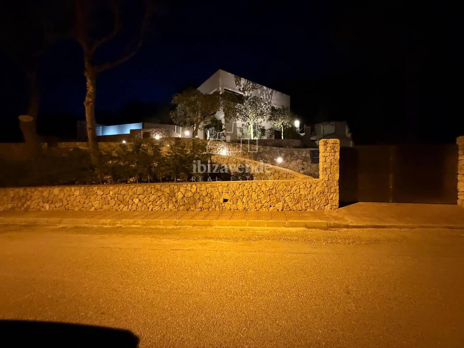 3 quarto Moradia para venda em Cala Llonga com piscina garagem - 2 950 000 € (Ref: 8709828)