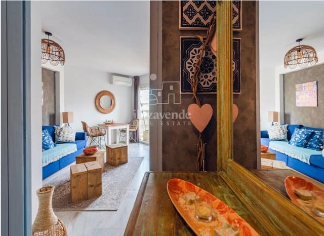 2 bedroom Flat for rent in Ibiza / Eivissa town with pool - € 4,500 (Ref: 8731794)