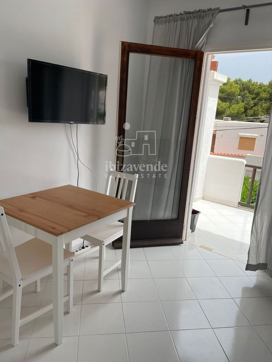 1 sovrum Lägenhet att hyra i La Siesta med pool - 2 500 € (Ref: 8764188)