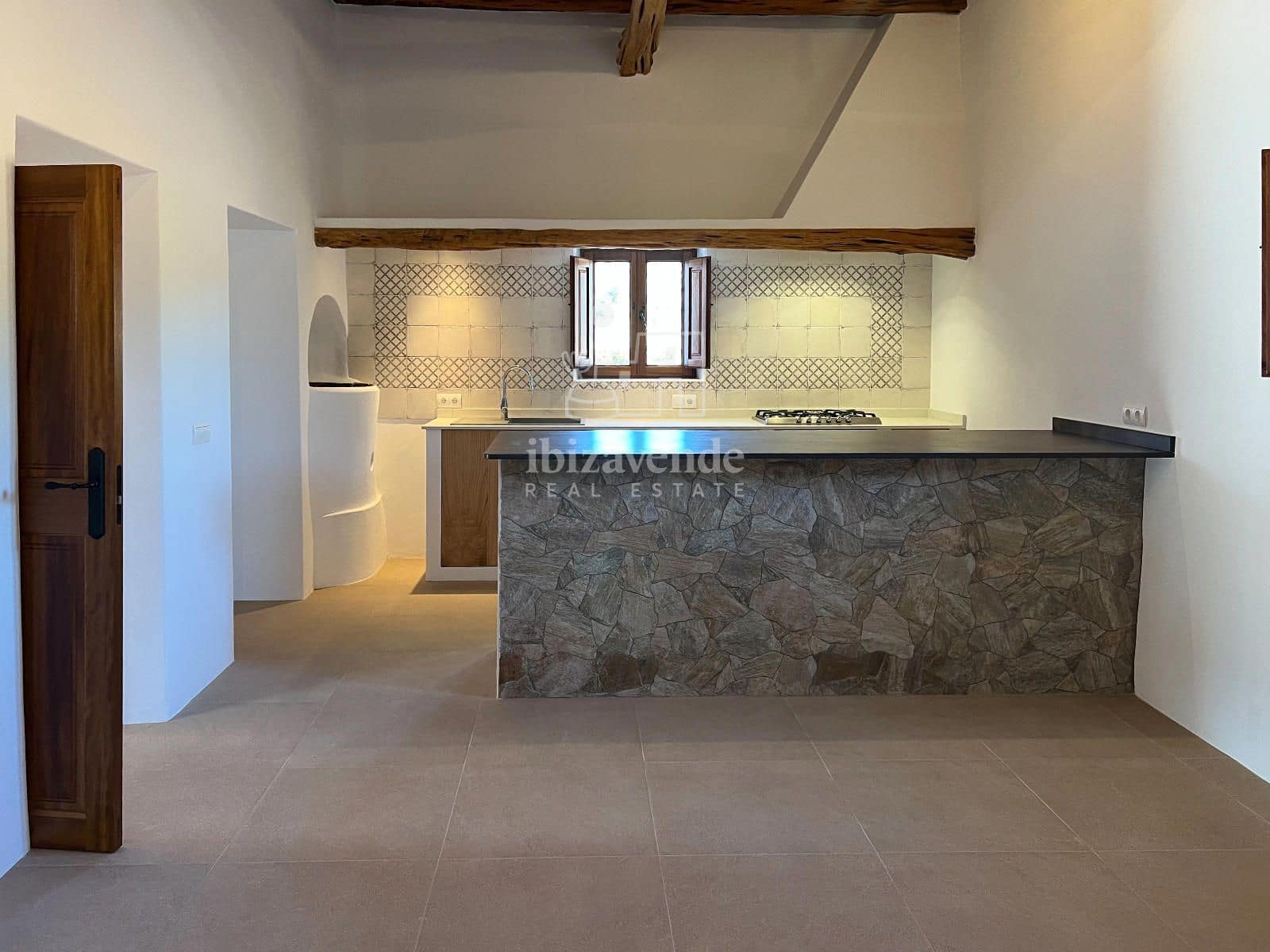 6 soveværelse Villa til leje i Santa Eulalia / Santa Eularia med garage - € 6.000 (Ref: 8771029)