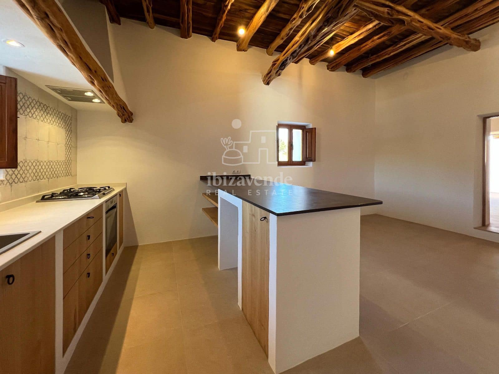 6 soveværelse Villa til leje i Santa Eulalia / Santa Eularia med garage - € 6.000 (Ref: 8771029)