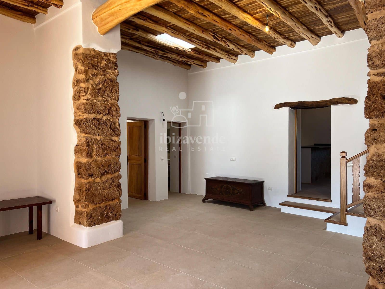 6 soveværelse Villa til leje i Santa Eulalia / Santa Eularia med garage - € 6.000 (Ref: 8771029)